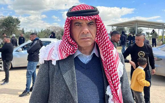 المحكمة تفرج عن عضو بلدية رهط سليمان العتايقة ونجله وابن شقيقه بعد 10 أيام من الاعتقال