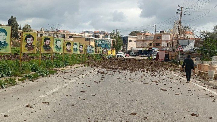 ظهور آثار القصف الإسرائيلي في بلدة الشرقية جنوب لبنان